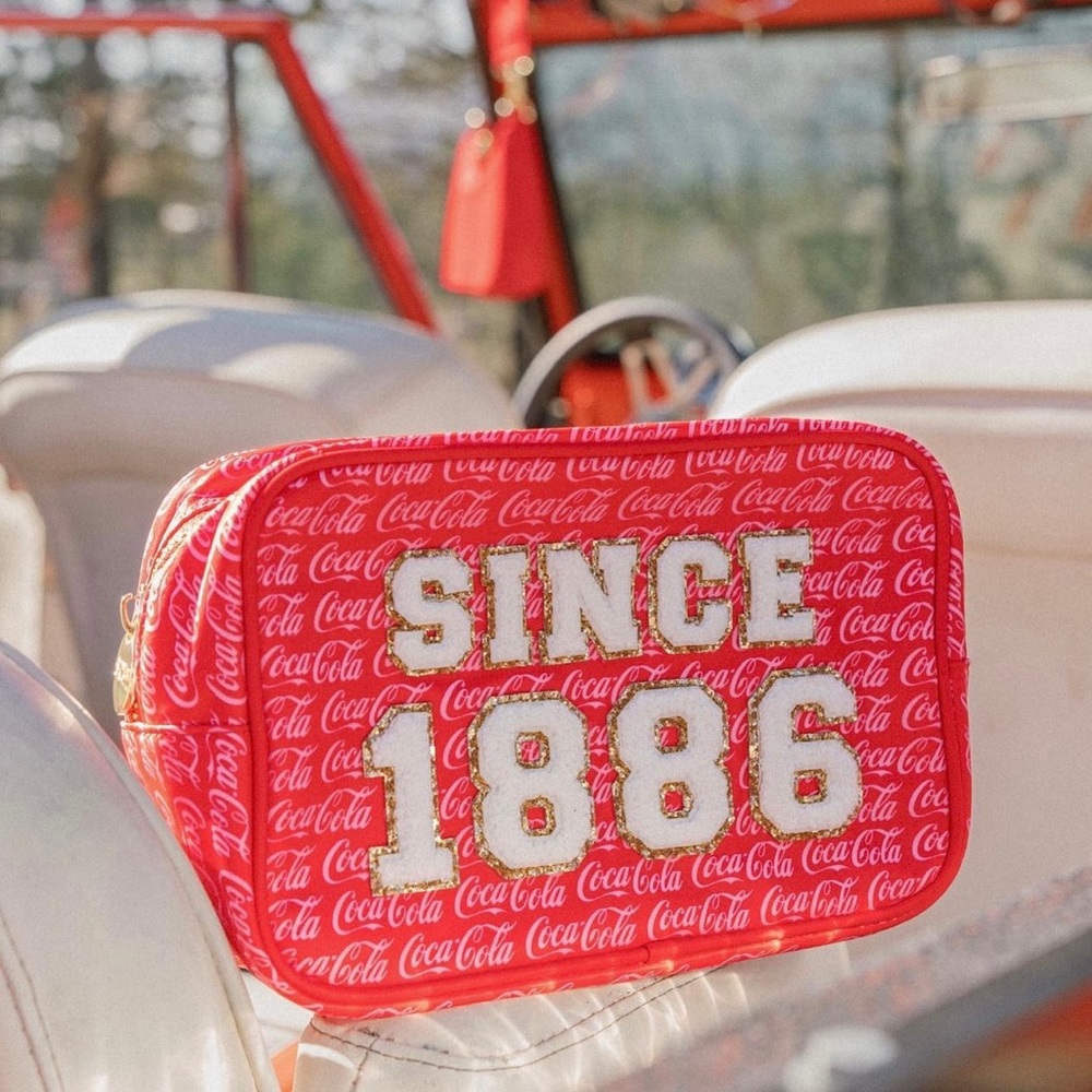 ❤️Stoney Clover Lane Coca-Cola Medium Insulated Pouch❤️